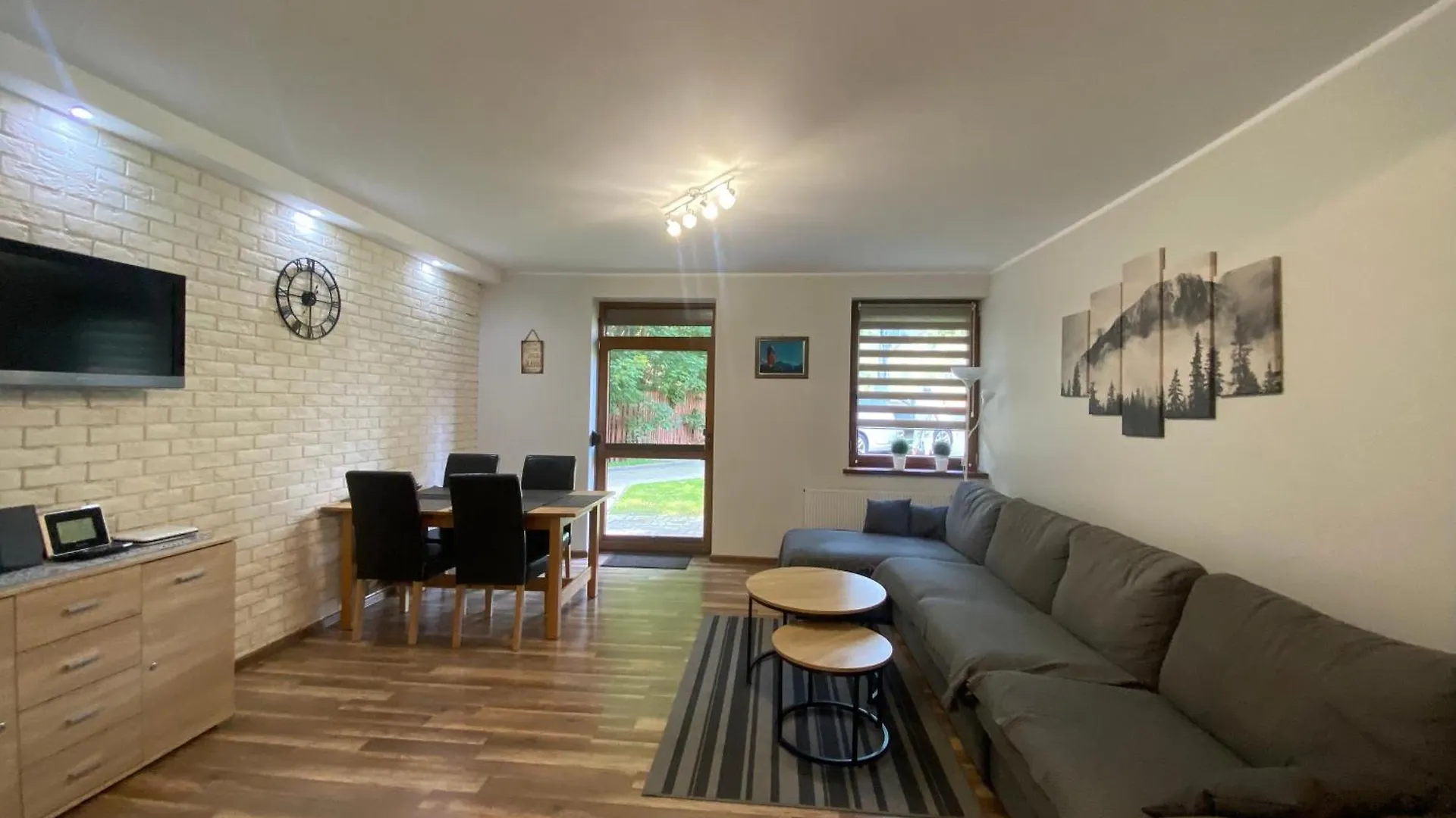 Apartament Sofia contacts